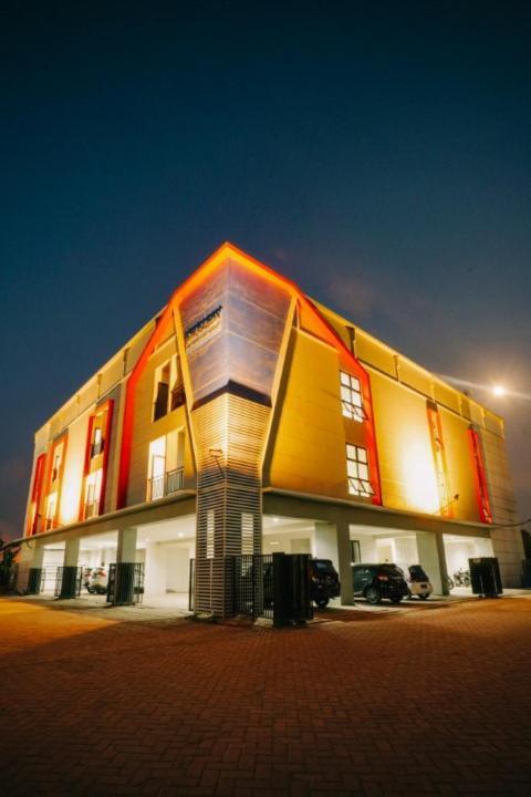 Dparagon Kalijudan Surabaya Kültér fotó